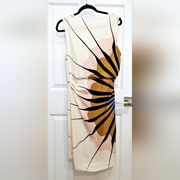 Dianne Von Furstenburg 100% Silk Burst Abstract Print Gathered Dress - Picture 4 of 15